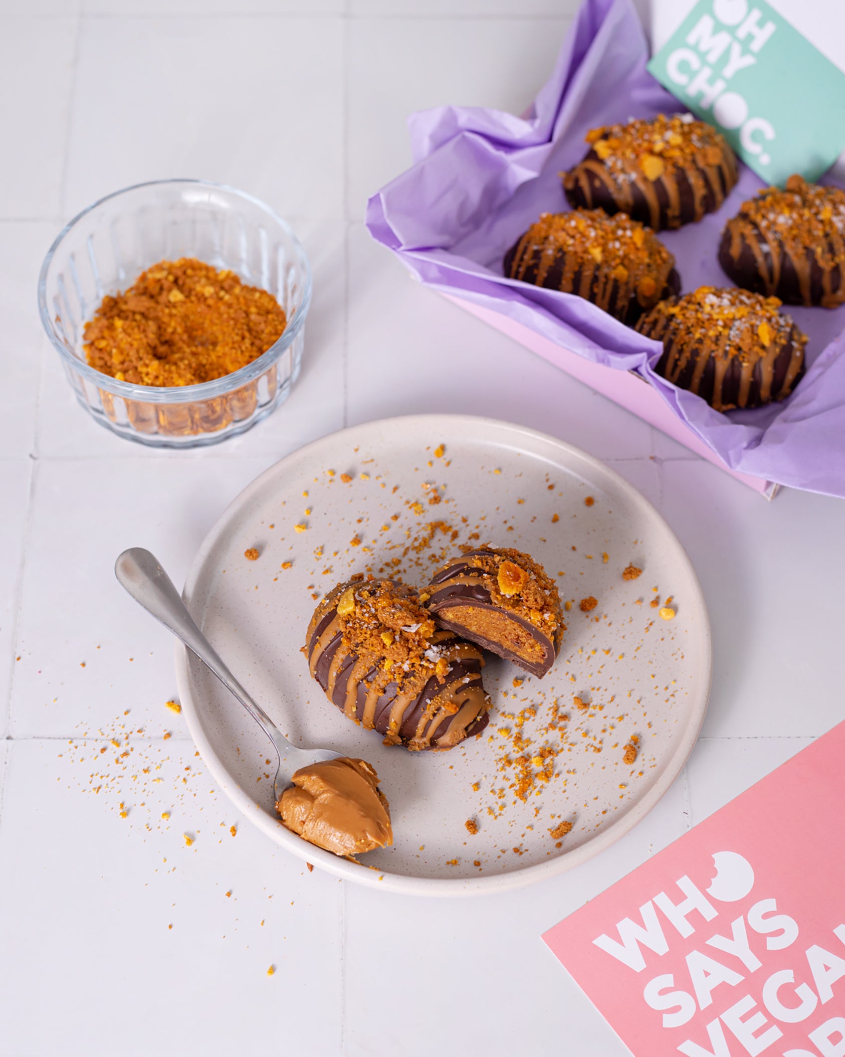 6 x Honeycomb Speculoo's Chunky Chocolate Eggs