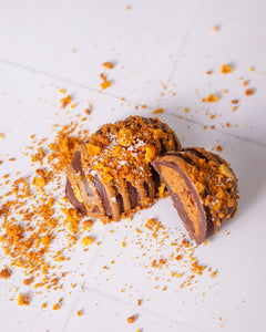 6 x Honeycomb Speculoo's Chunky Chocolate Eggs